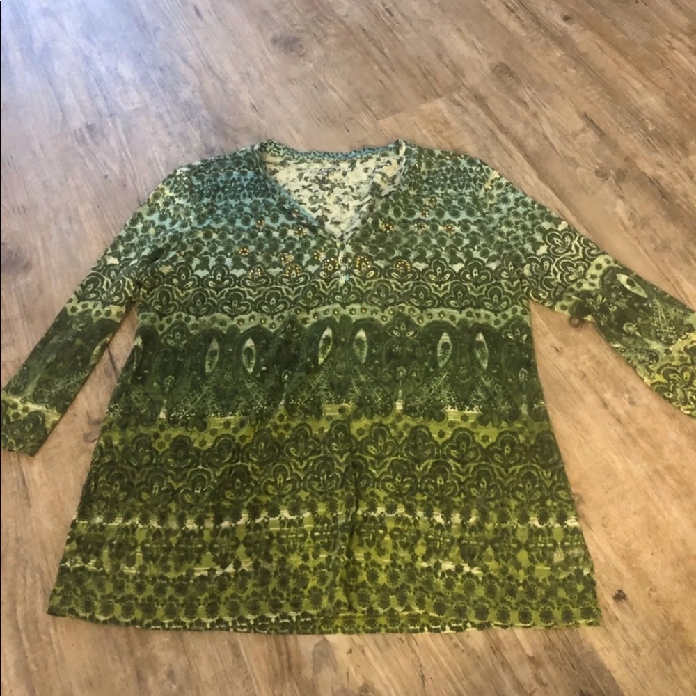 Style & Co T shirt